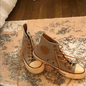 Converse Women’s size 7